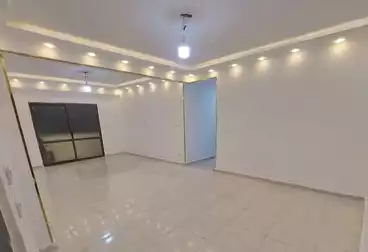 Apartments For sale - 2 rooms - floor 4