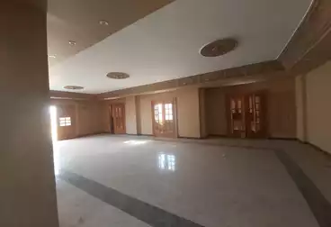 شقق للإيجار - 3 غرف - بالدور 0