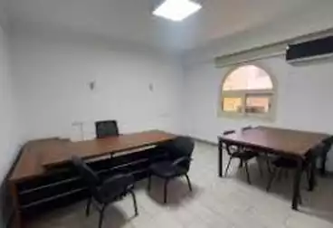 Corporate Branch For rent - 5 rooms - floor 9