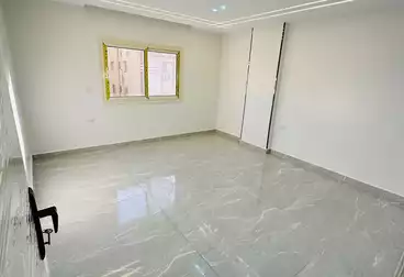 Apartments For sale - 4 rooms - floor 4