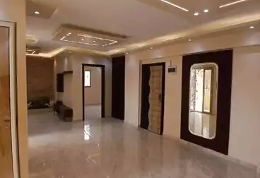 دور كامل للبيع - 4 غرف - بالدور 8