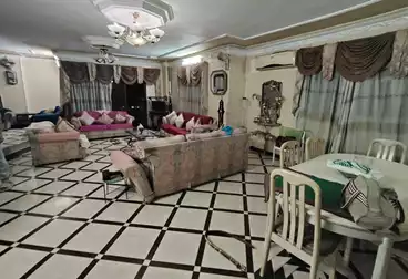 عقارات للبيع - 3 غرف - بالدور 4