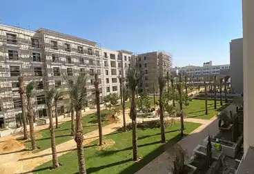 Apartment with Garden For sale - 3 rooms - floor 0