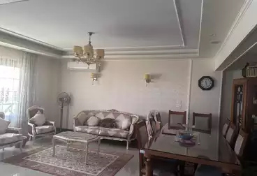 Apartments For rent - 3 rooms - floor 5