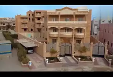 فلل للبيع - 13 غرف