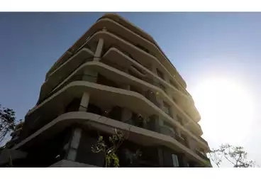 Apartment with Garden For sale - 4 rooms - floor 0