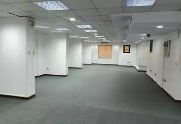 Offices For rent - 6 rooms - floor 2