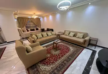 Furnished Apartment For rent - 3 rooms - floor 8