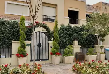 Villas For sale - 4 rooms