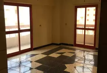 شقق للإيجار - 3 غرف - بالدور 4