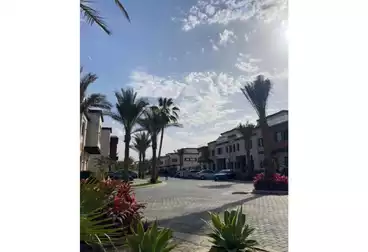 فلل للبيع - 6 غرف