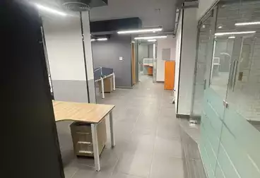Administrative For rent - 4 rooms - floor 6