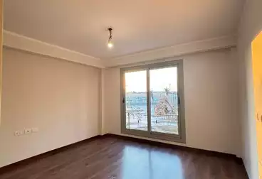 شقق للبيع - 3 غرف - بالدور 2