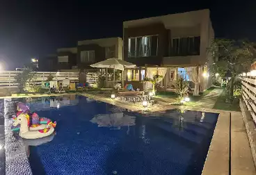 فلل للإيجار - 6 غرف