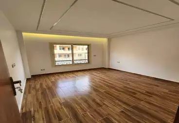 Apartment with Garden For sale - 3 rooms - floor 0