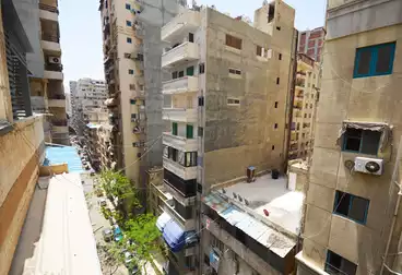 Apartments For sale - 3 rooms - floor 9