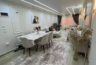Apartments For sale - 3 rooms - floor 7
