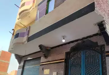 منزل / بيت للبيع - 6 غرف