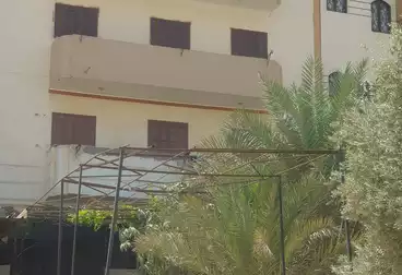 House / Home For sale - 3 rooms