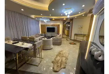 Furnished Apartment For rent - 3 rooms - floor 7