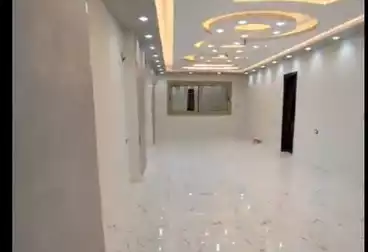 Apartments For rent - 3 rooms - floor 8
