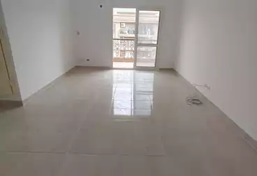 شقق للإيجار - 3 غرف - بالدور 5