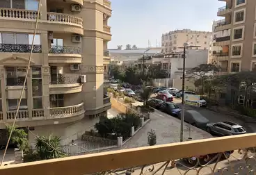 Apartments For rent - 3 rooms - floor 2