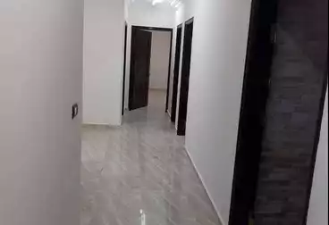 إداري للإيجار - 3 غرف - بالدور 0