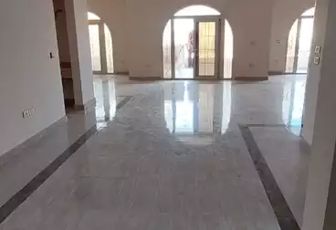 Full Floor For rent - 3 rooms - floor 2