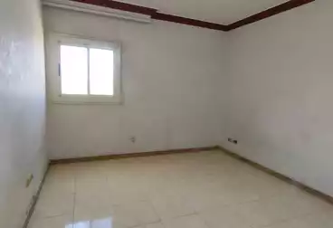Apartments For rent - 3 rooms - floor 8