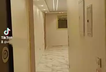 Apartments For rent - 3 rooms - floor 12