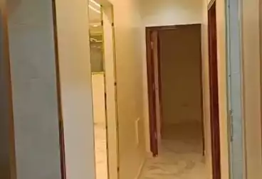 Apartments For rent - 3 rooms - floor 12