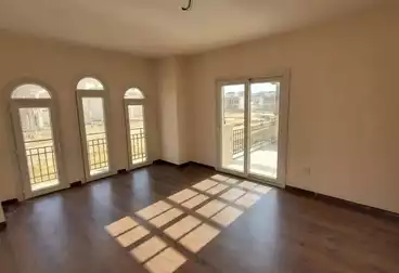 Apartments For sale - 2 rooms - floor 5