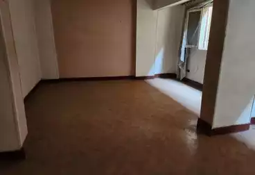 Apartments For sale - 2 rooms - floor 3