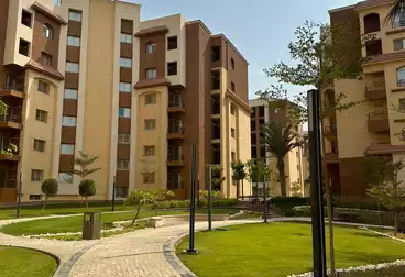 شقق للبيع - 3 غرف - بالدور 0