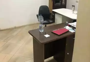 تجاري للإيجار - بالدور 0