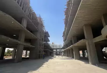 مكاتب للبيع - 12 غرف - بالدور 2