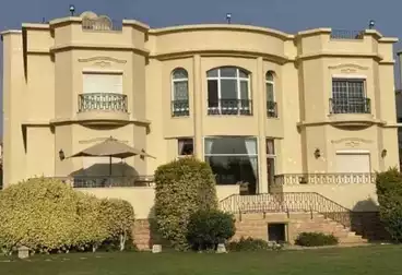 فلل للبيع - 9 غرف