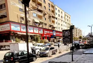 Commercial For sale - floor 0