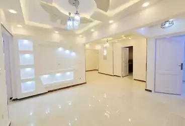 Apartments For sale - 4 rooms - floor 9