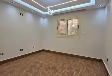 Apartments For sale - 3 rooms - floor 1