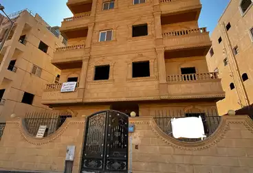 Apartments For sale - 3 rooms - floor 1