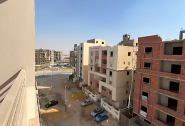 Apartments For sale - 3 rooms - floor 5
