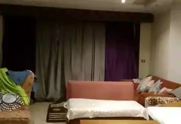 شقق للبيع - 3 غرف - بالدور 1