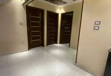 شقق للبيع - 2 غرف - بالدور 1