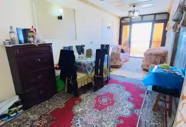 شقق مفروشة للبيع - 2 غرف - بالدور 1