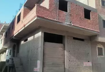 House / Home For sale - 4 rooms