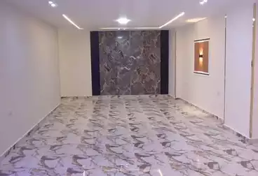Apartments For sale - 3 rooms - floor 1