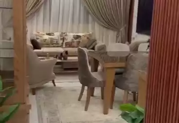 شقق مفروشة للبيع - 3 غرف - بالدور 7