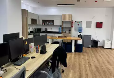 Administrative For rent - 3 rooms - floor 1